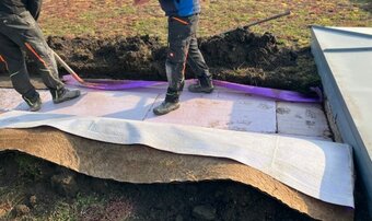 Langzeitprüfung im begrünten Umkehrdach: FIW bestätigt stabile Wärmeleitfähigkeit von 0,032 W/(m·k) bei JACKODUR® EVO Langzeitprüfung im begrünten Umkehrdach: FIW bestätigt stabile Wärmeleitfähigkeit von 0,032 W/(m·k) bei JACKODUR® EVO